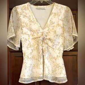 Abercrombie & Fitch Cream Floral Tie-Front Blouse
